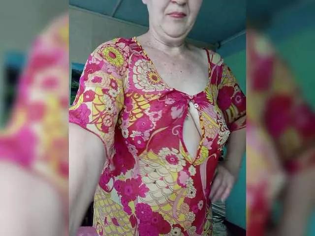 Freechat LizaLuxer on BongaCams