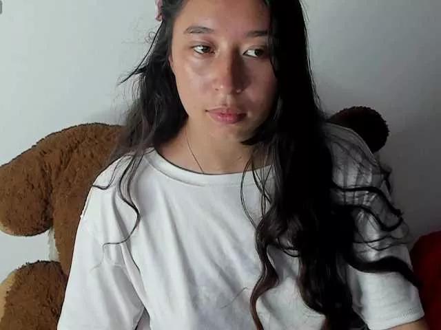 Offline lizzykawai on BongaCams