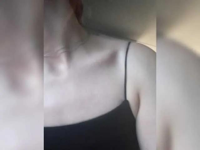 Lola-and-friends — The burning desire of a partner, reaction, tactility, seduction, games, generosity and some other things that I will tell you about in private..