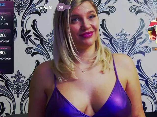Offline lorehottie on BongaCams