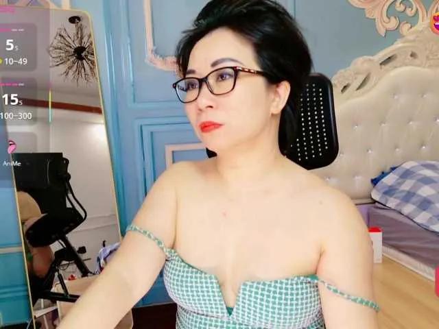 BongaCams LucianaMeca is Freechat LucianaMeca — Vibes of my Toys