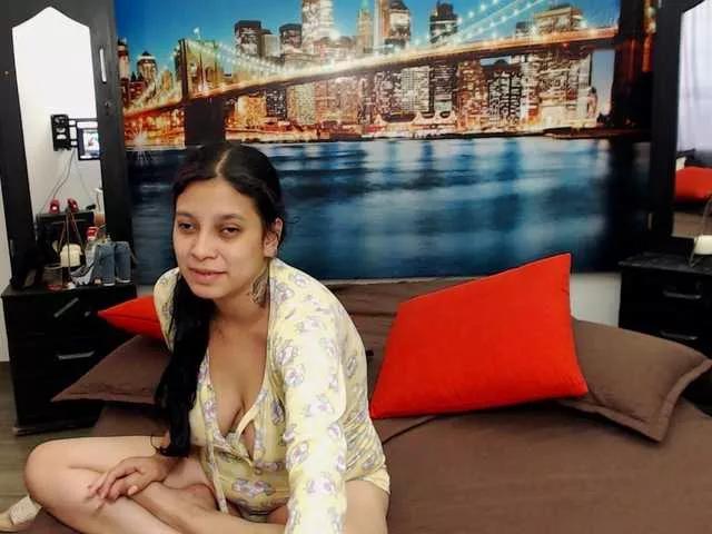 Freechat LunaAndMalory on BongaCams