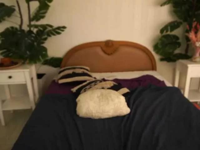 Freechat LunaLicks on BongaCams