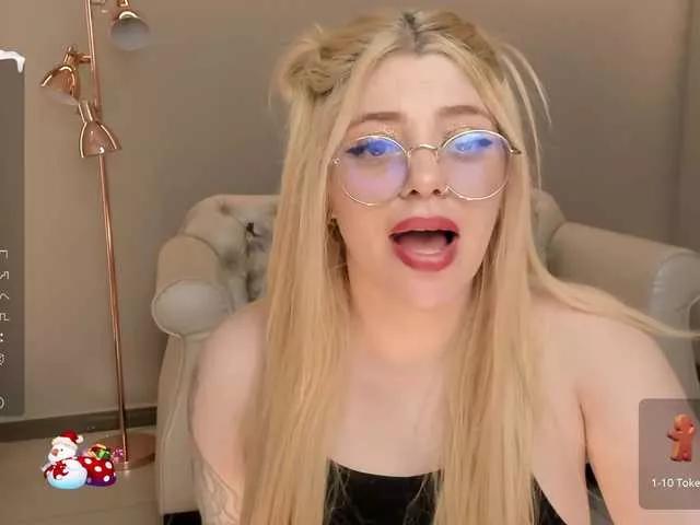 Offline MadisonKane on BongaCams