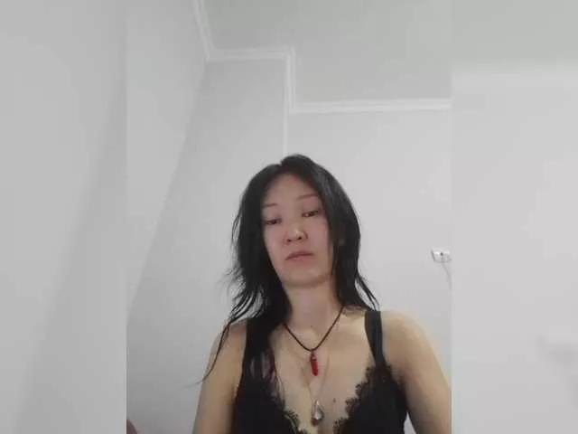 Offline Manamy on BongaCams