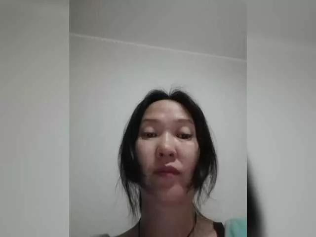 Offline Manamy on BongaCams