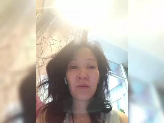 Offline Manamy on BongaCams