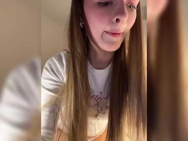 Offline mandarinkaa on BongaCams