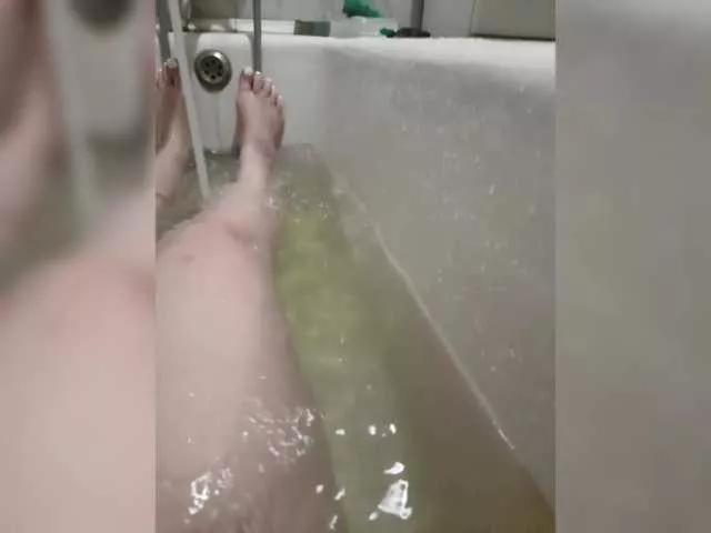 Offline marinaWQ on BongaCams