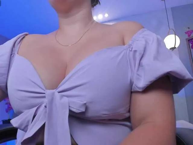 martinnaBonet on BongaCams