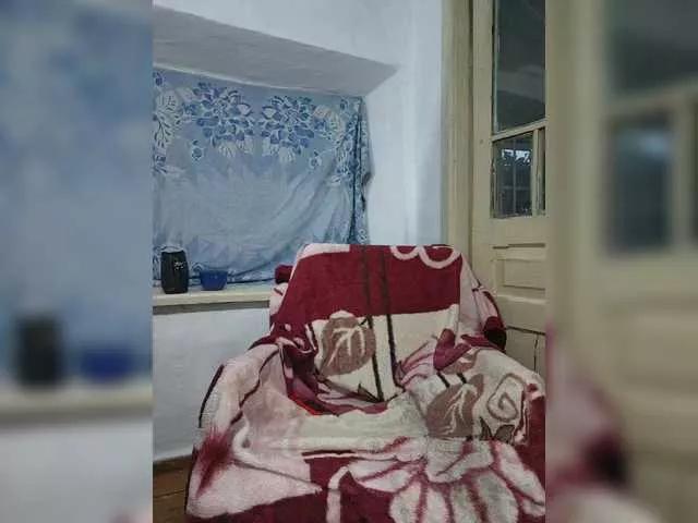 Freechat MazyMi on BongaCams