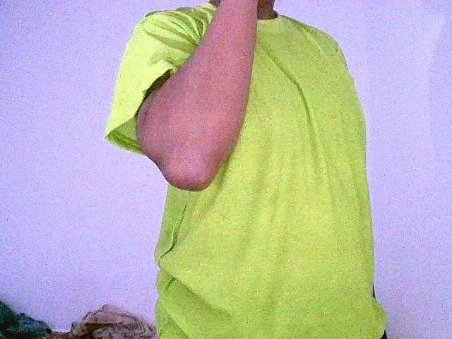 Offline Menronjahh on BongaCams