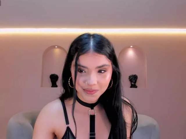 MiaLaurence — I am excited to connect with people who appreciate sensuality and the art of seducing with a smile, a look, or a conversation.