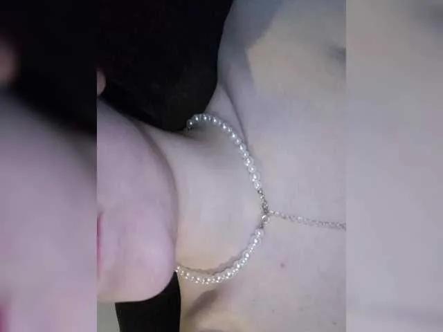 Moonlitmiragea — I love to obey and subdue!)I also love to implement crazy cool ideas!)