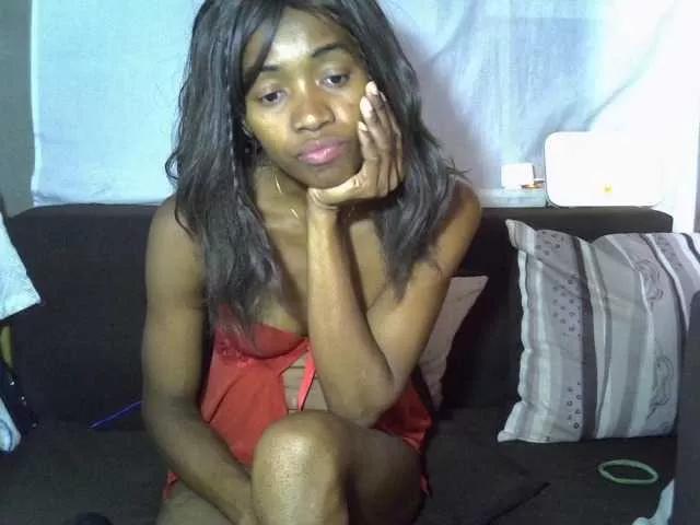 Nana-Pretty on BongaCams 