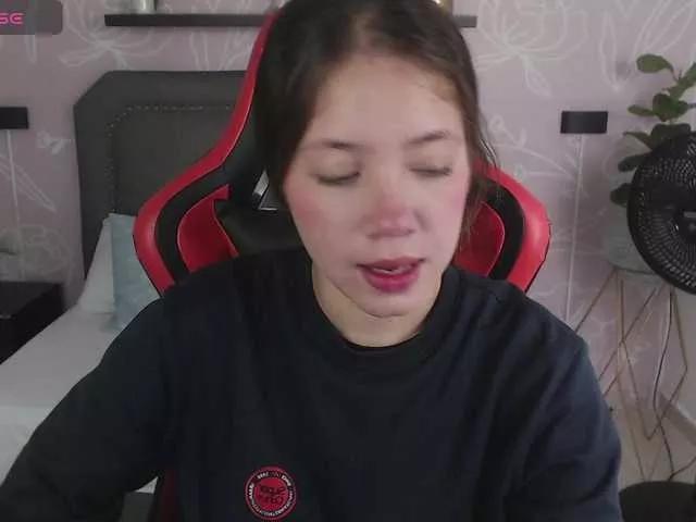 Offline nataly-rodri on BongaCams