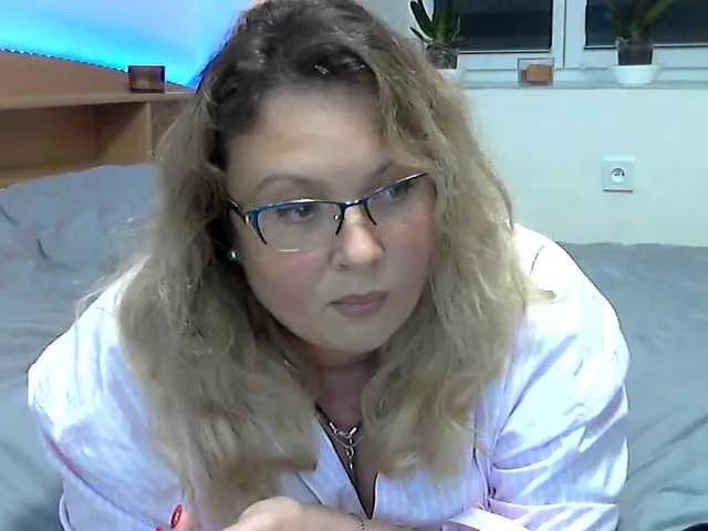 Offline NERVOMOTINA on BongaCams
