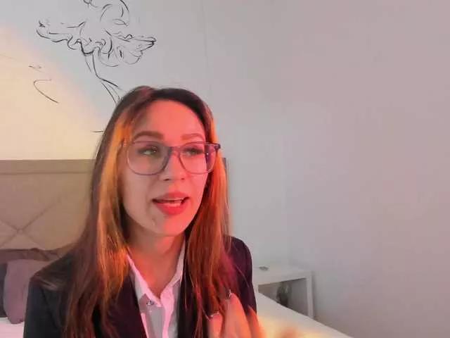 NicoleIris on BongaCams