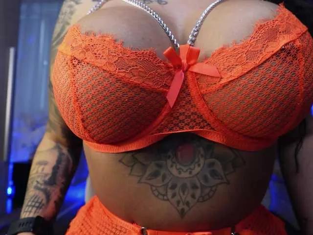 Offline Oddetteblackk1 on BongaCams