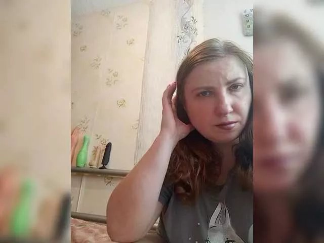 Freechat Ogonek37 on BongaCams