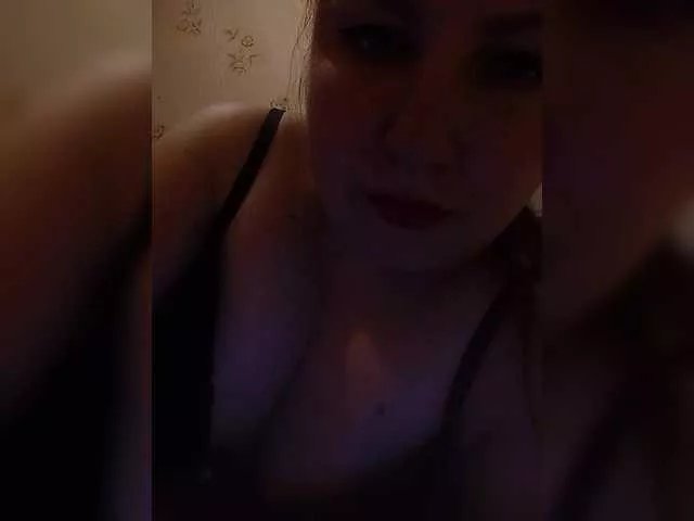 Freechat Ogonek37 on BongaCams