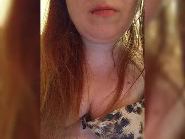 Freechat Ogonek37 on BongaCams