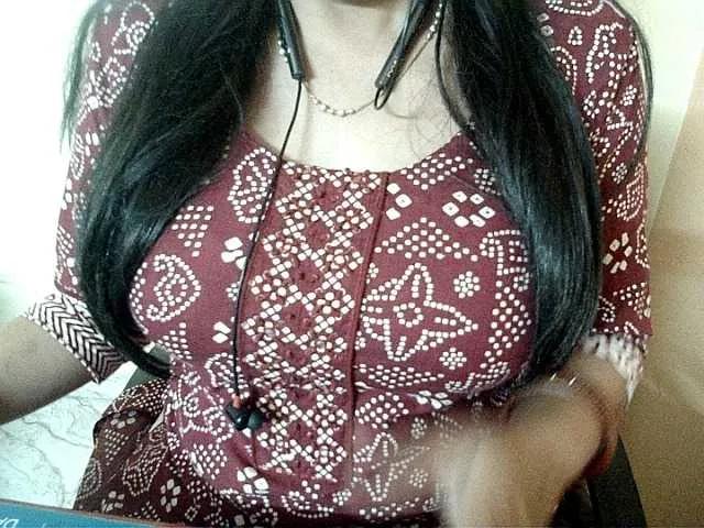 Offline Payalx on BongaCams