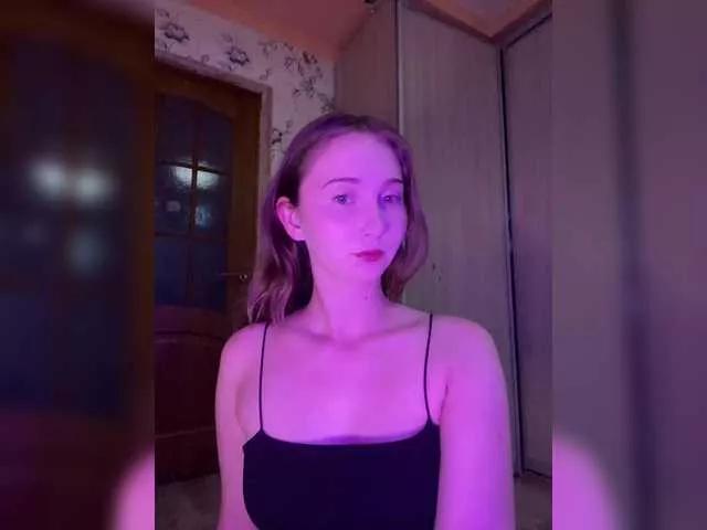 Offline PeachGirl on BongaCams