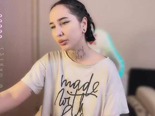 Offline PinkyNastyx on BongaCams