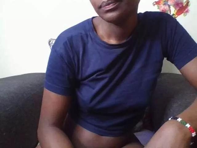 Freechat Prettylittlemuffin on BongaCams