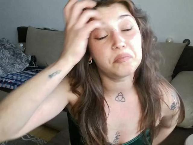 Offline RacyRoby on BongaCams