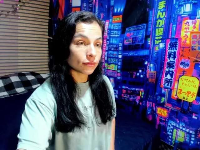 Freechat rosse2504 on BongaCams