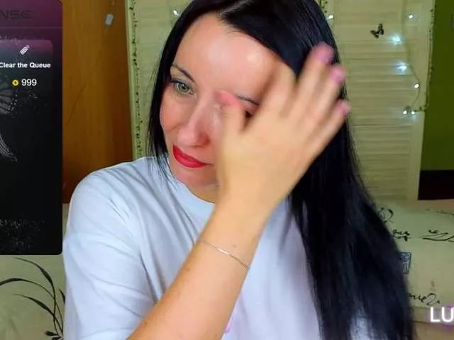 Freechat RoxyStar on BongaCams