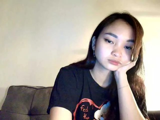 RozyBlack — Before private chat, write to me in PM what you want or check out my menu!!! @total -  need :  @sofar collected,  @remain for winter travel! Please help me reach Top-15!