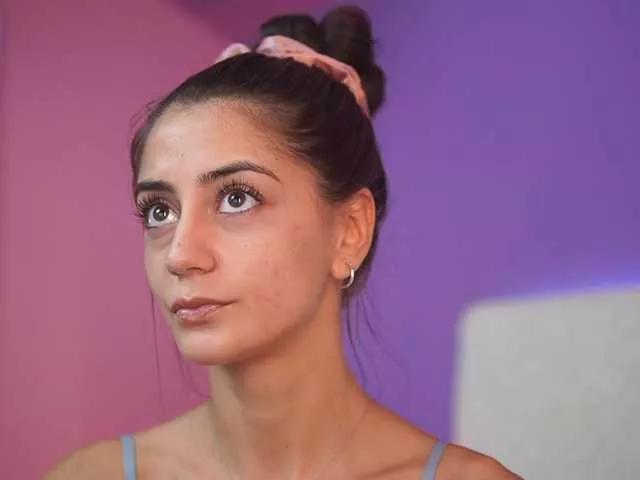 Offline SabrinaHope on BongaCams