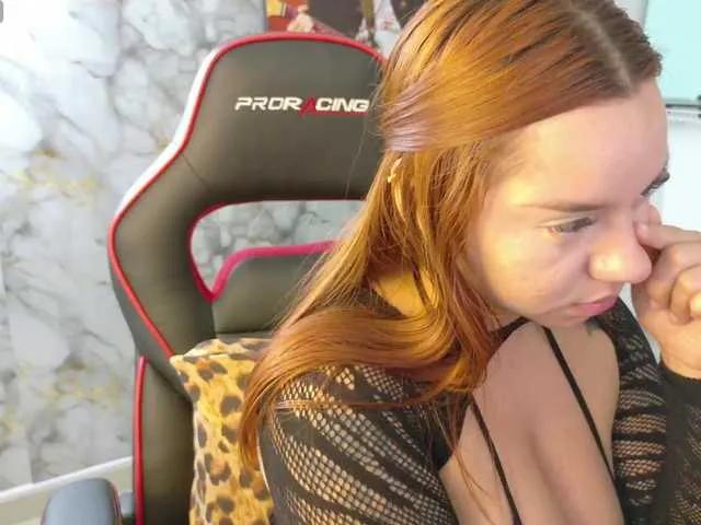 Offline SAMYTATTU21 on BongaCams