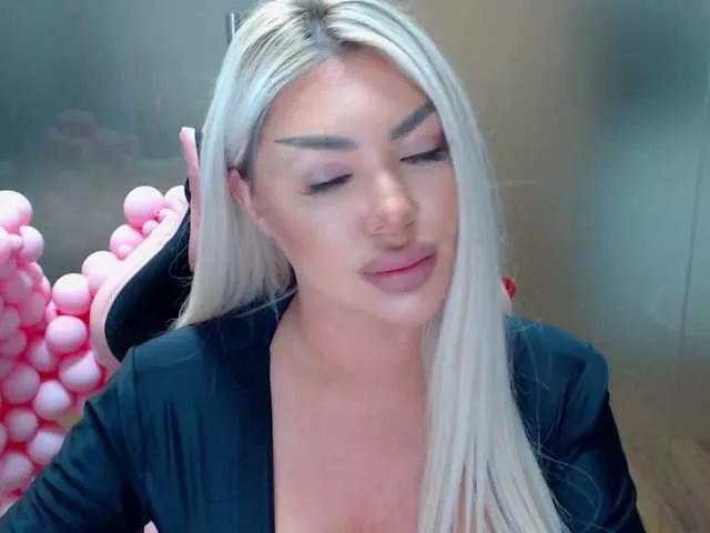 Freechat SarahStone on BongaCams