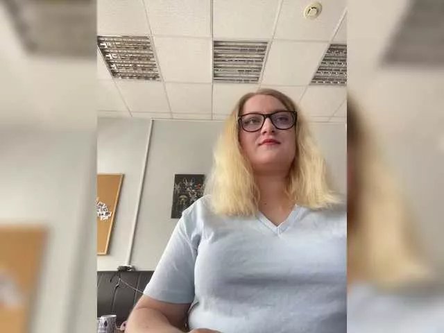 SashulyaAsd on BongaCams