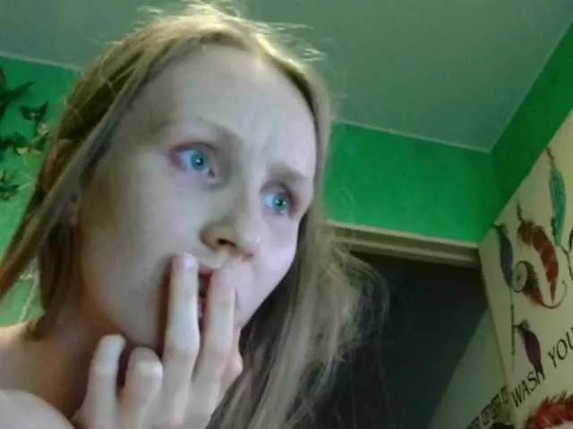 Offline Sccarlets on BongaCams