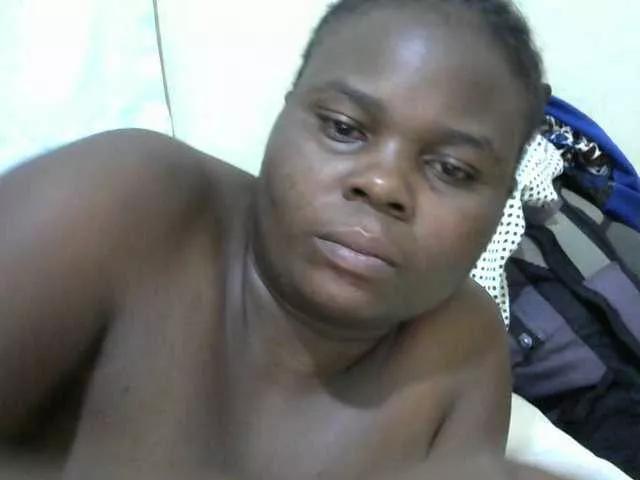 Offline Sexycandy2 on BongaCams