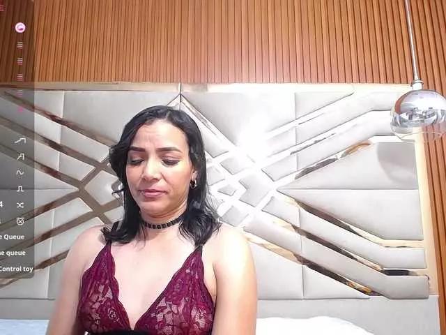 Freechat sluttyandmature on BongaCams