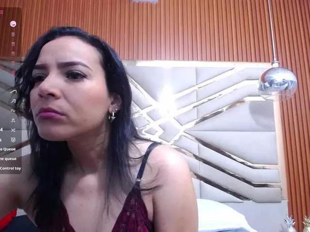 Freechat sluttyandmature on BongaCams