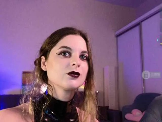 Freechat Sonia-Black on BongaCams