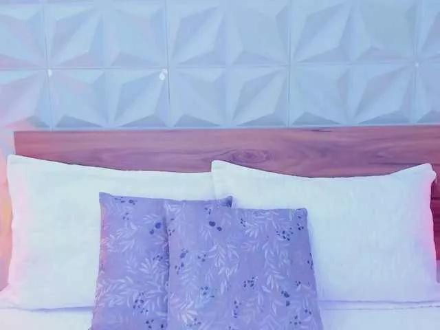 Offline StaceyWhite on BongaCams