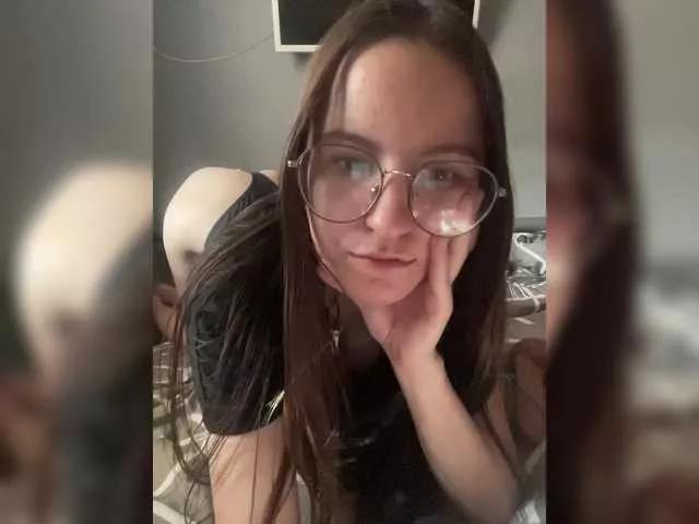 Offline sweet-kiss22 on BongaCams
