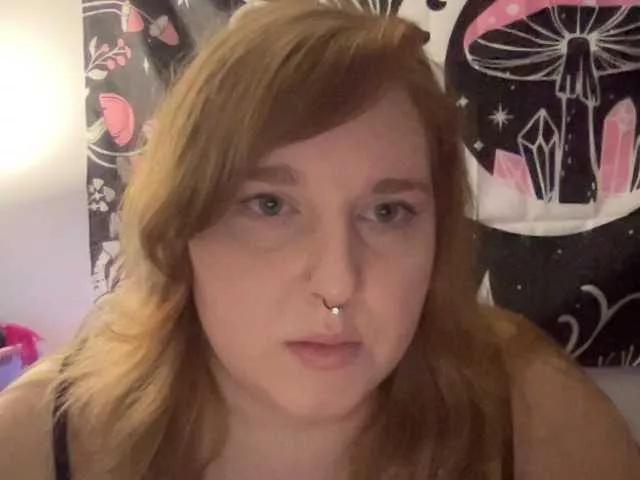 Offline thickgingergoddess on BongaCams