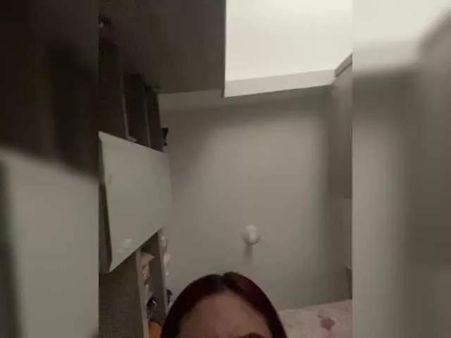 Freechat TinyRouse on BongaCams