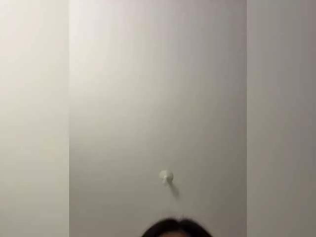 Freechat TinyRouse on BongaCams