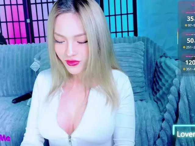 Uyennhi99 on BongaCams