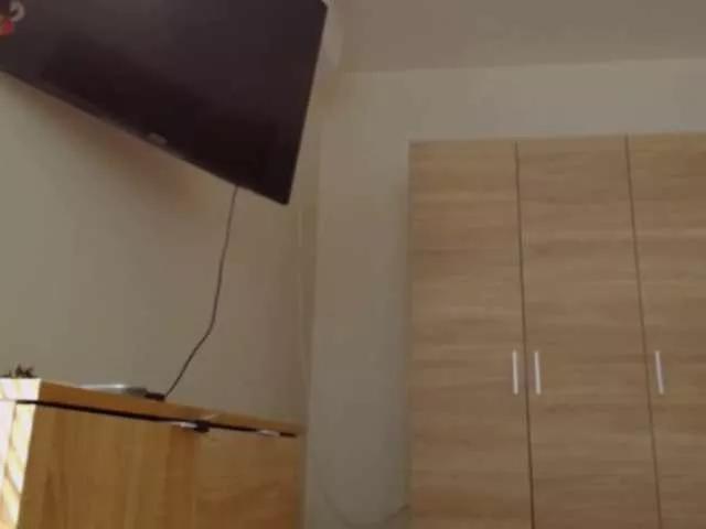 Offline ValeriaFoxx on BongaCams